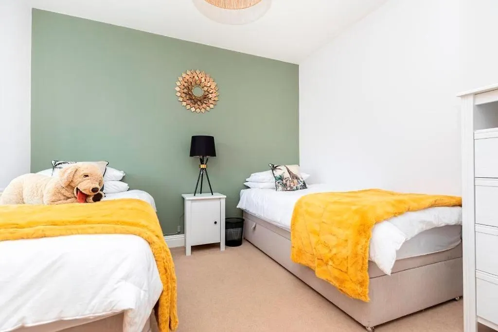 Bournecoast: Bungalow Near River And Beach -Hb5845 Bournemouth